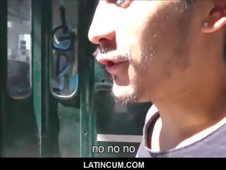 Jeune cassé latino minet a xxx vidéo avec étrange