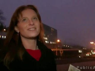 Warga europah amatur femme fatale fucked dalam awam di malam