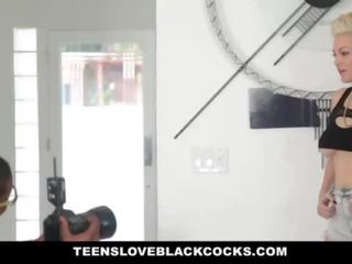 Teensloveblackcocks - sexually aroused біб photographer трахає білявка модель